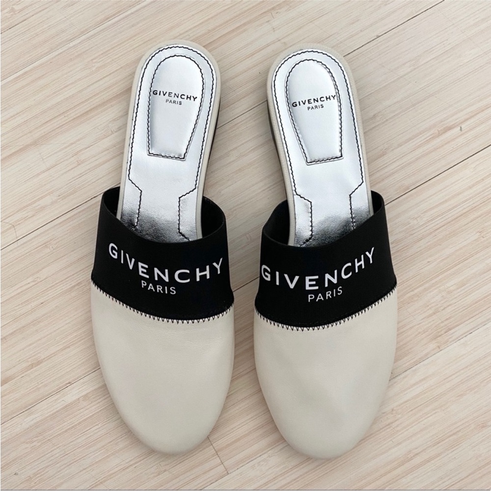 NOT FOR SALE Givenchy Black and Cream Slides